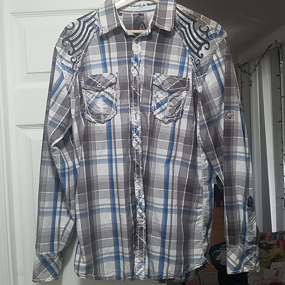 ROAR Button Up